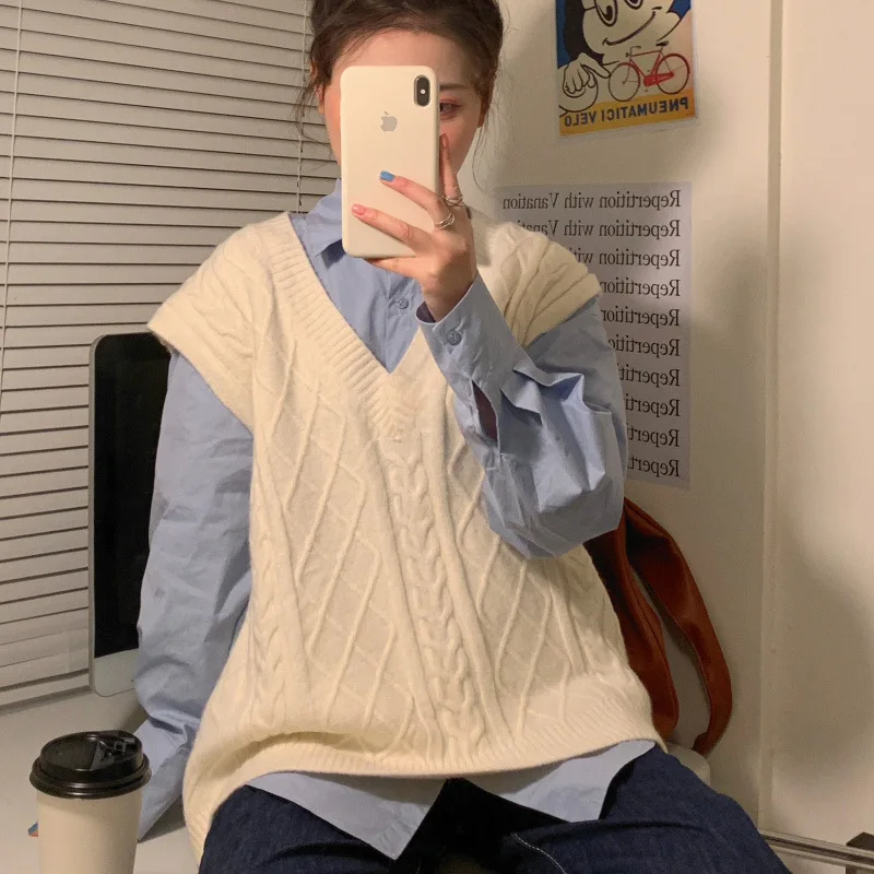 

Осенне-зимний модный вязаный комплект-двойка для женщин в гонконгском стиле, новинка ранней осени, полиэстер