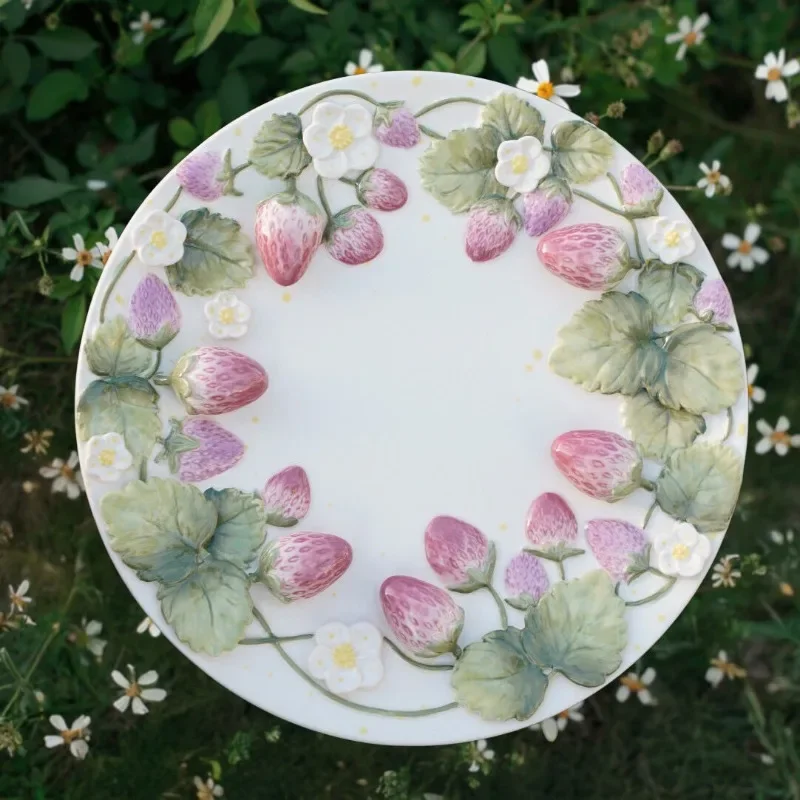 modern living room snack dried fruit, good-looking plate, exquisite and beautiful relief, hand-painted ceramic plate