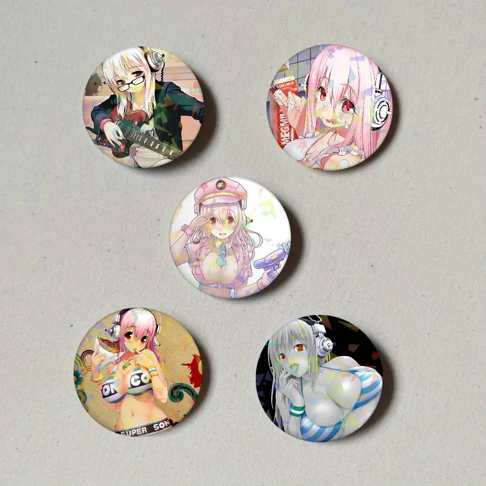 Cute S-Super Sonico Round Exquisite Laser Badge Brooches Creative Pins For Clothes Hat Backpack Gift Accessories