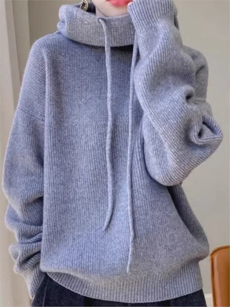เสื้อฮู้ดไหมพรมถักทรงหลวมแบบใหม่สำหรับฤดูใบไม้ร่วงและฤดูหนาว เสื้อสเวตเตอร์ผู้หญิงแบบสวมหัว มีฮู้ด ผ้าถักหนา พร้อมเชือกผูก เหมาะสำหรับใส่ทำงาน