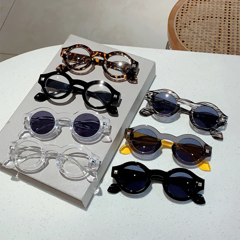 Vintage Nit Małe Okrągłe Okulary Przeciwsłoneczne Kobiety Mężczyźni Metalowy Zawias Okulary Ramka Szare Przezroczyste Odcienie Okulary Zewnętrzne Lentes Очки