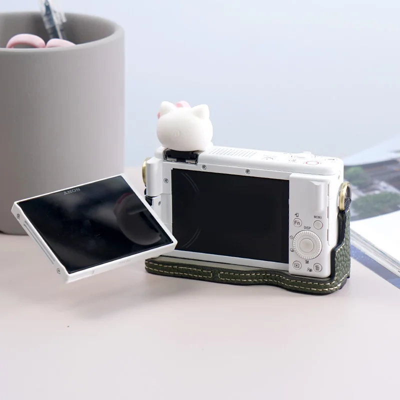 Media funda de cámara para Sony ZV1F ZV1M2, bolsa protectora de cámara, apertura inferior, cuero hecho a mano con placa base con correa para la muñeca y el hombro