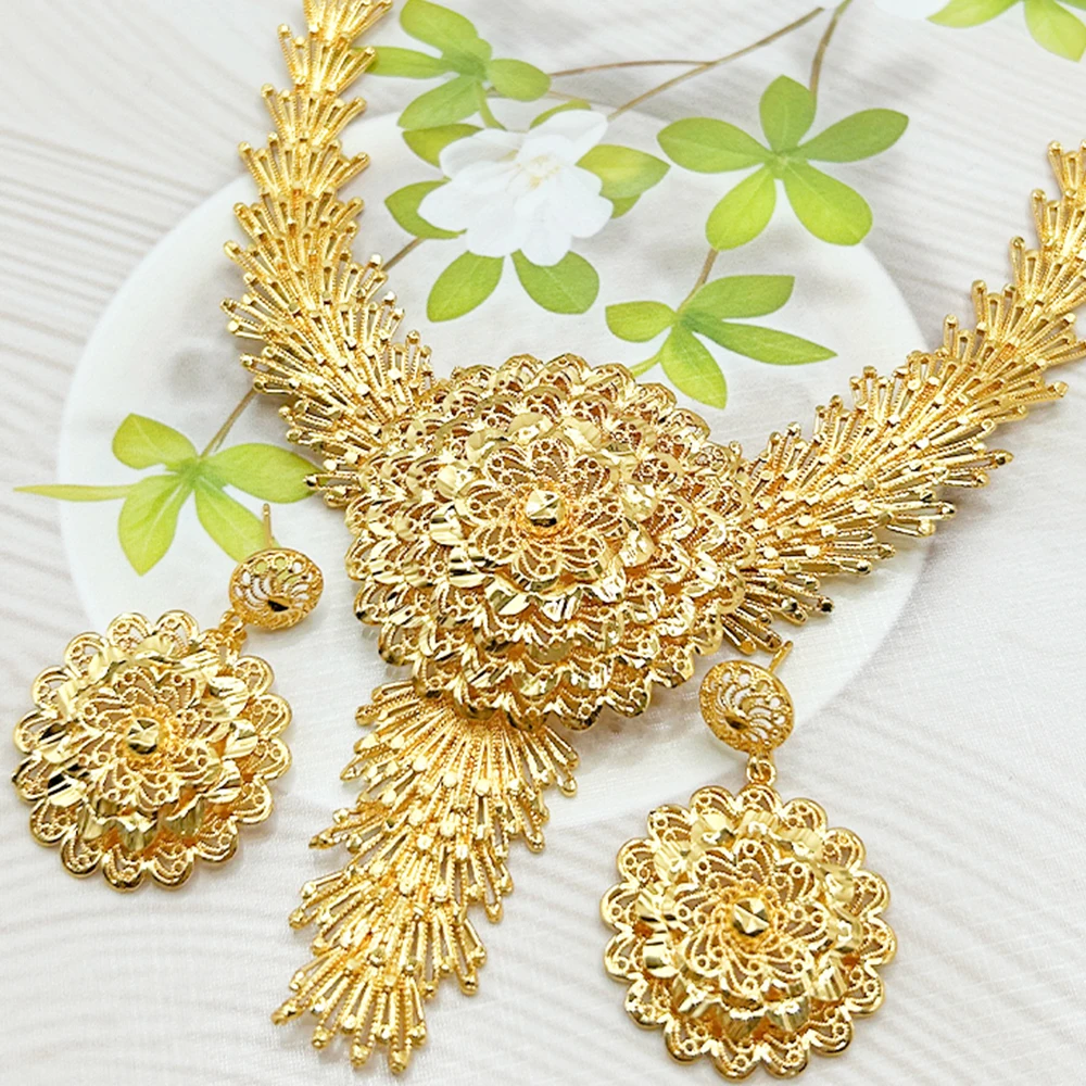 

Golden Color Necklace Flower Drop Earring Jewelry Dubai Earrings Jewelry Necklace Set Bride Set African Jewelry Party Wedding