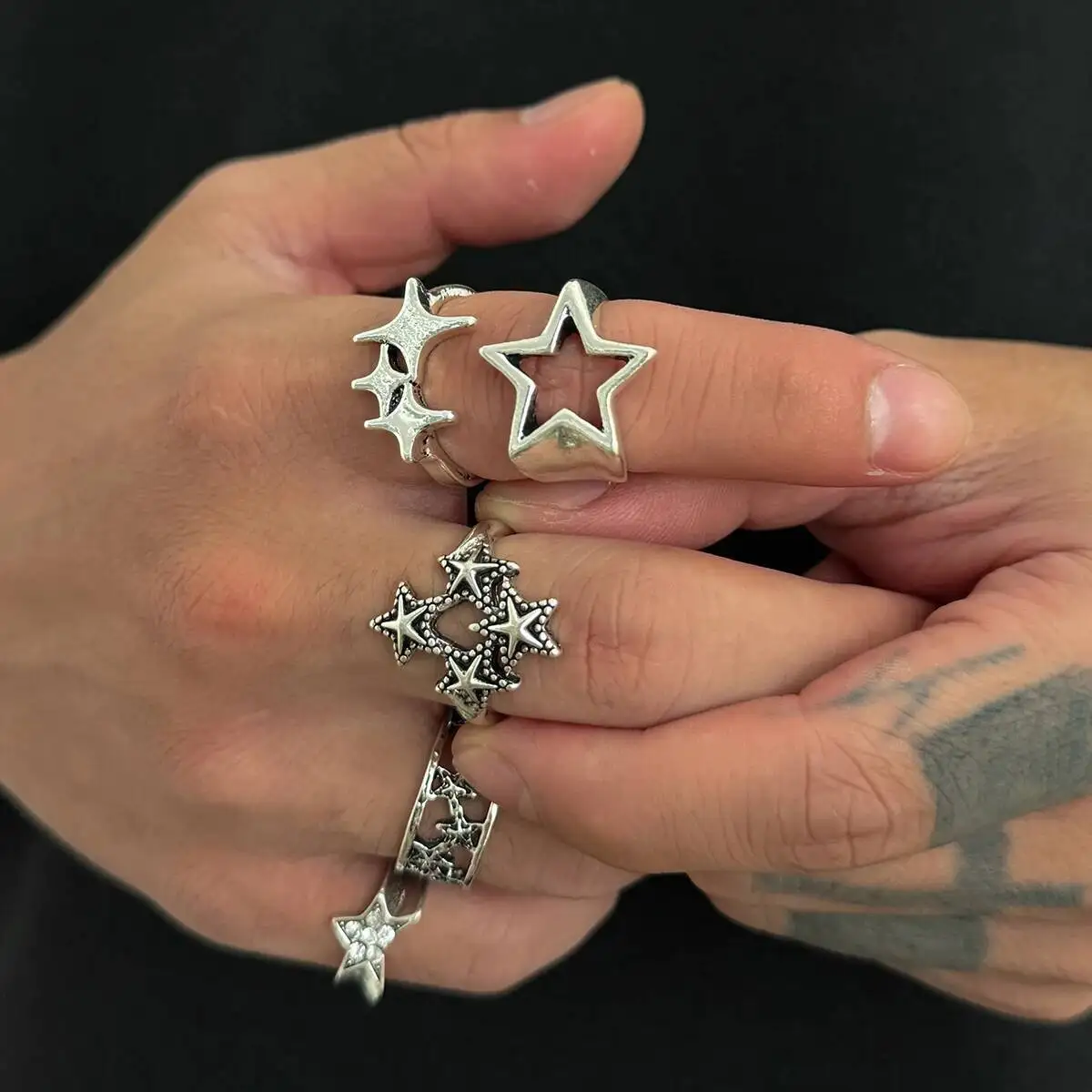 Salircon 5Pcs/set Goth Ancient Silver Color Open Rings Men 2025 Trend Vintage Metal Pentagram Hollow Stars Shape Rings Jewelry