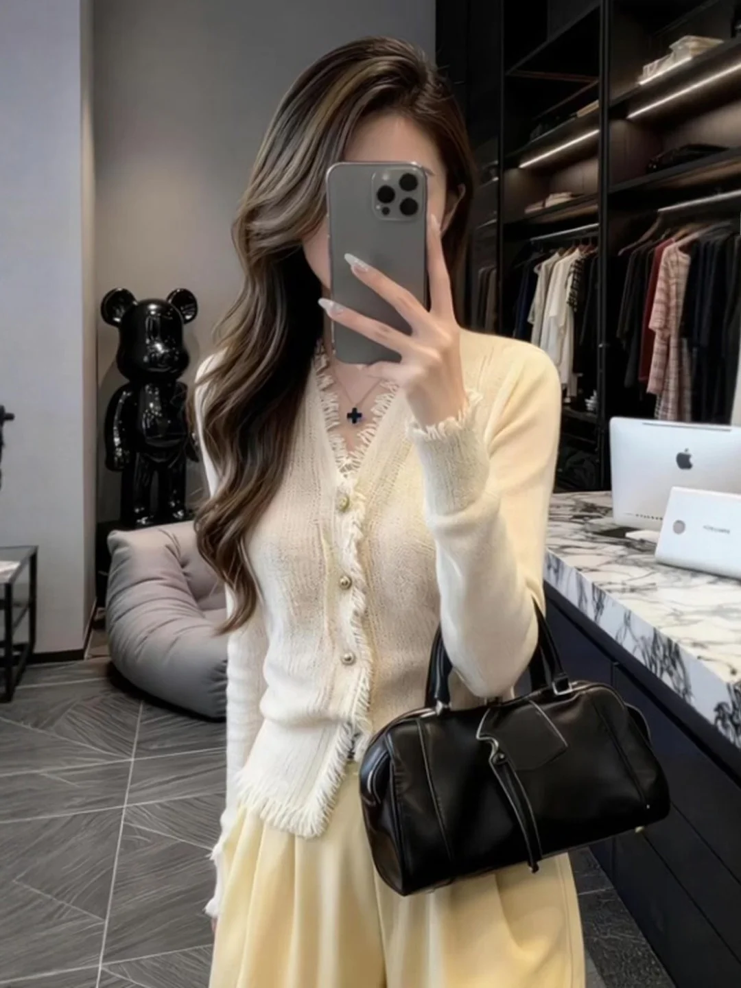 

Модный женский свитер с V-образным вырезом, приталенный, весенний, вязаный, нежный, легкий, маленький размер, элегантный