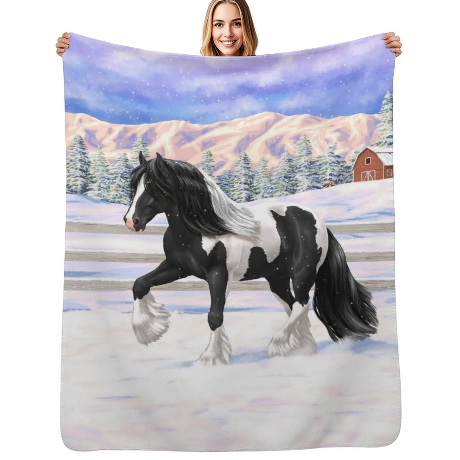 Manta de franela suave y cálida con diseño de caballo de tracción Black Pinto Piebald Gypsy Vanner en la nieve