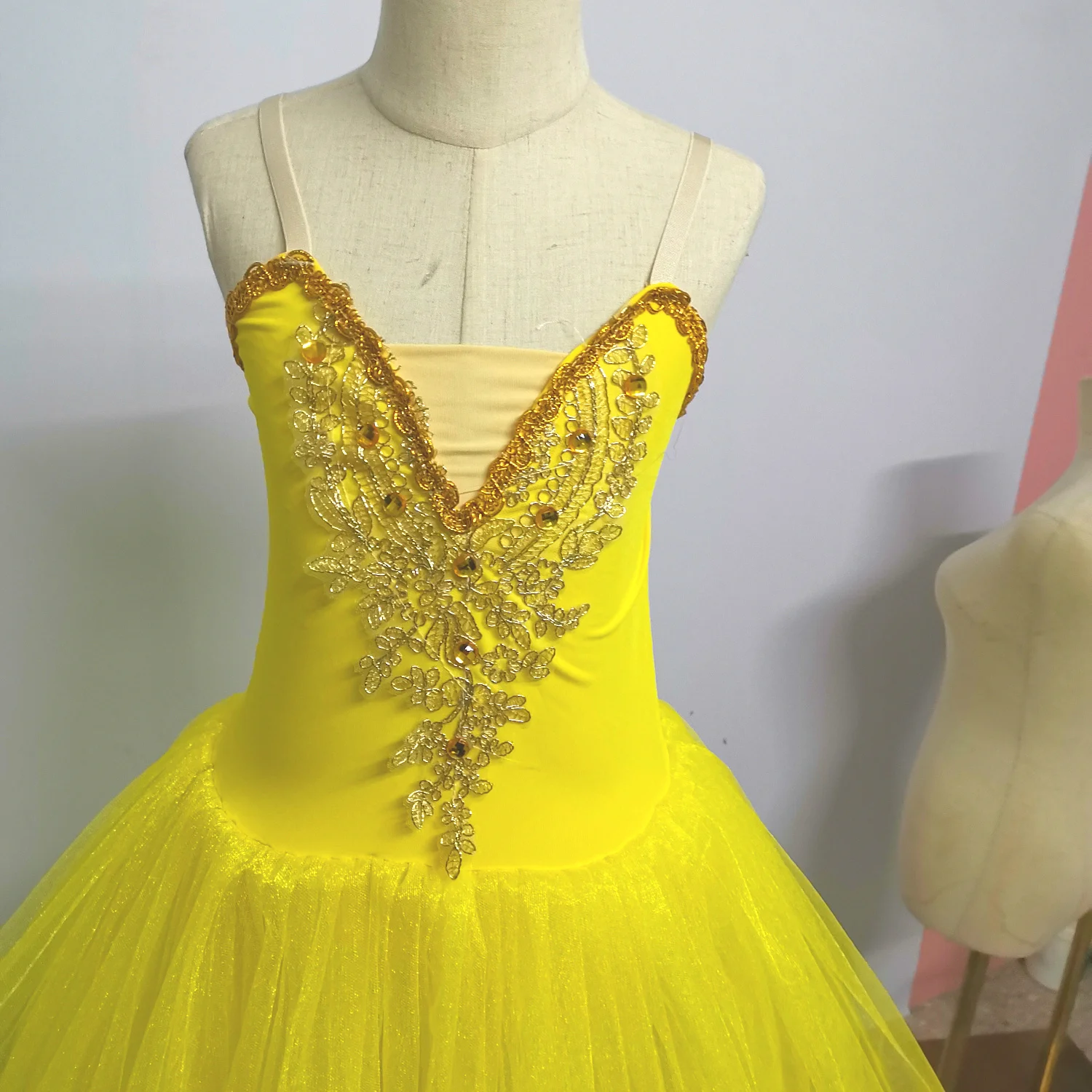 Ballet Dance Dress Long Skirt Modern Dance Wear Sling Girls Professional Performance Costumes
