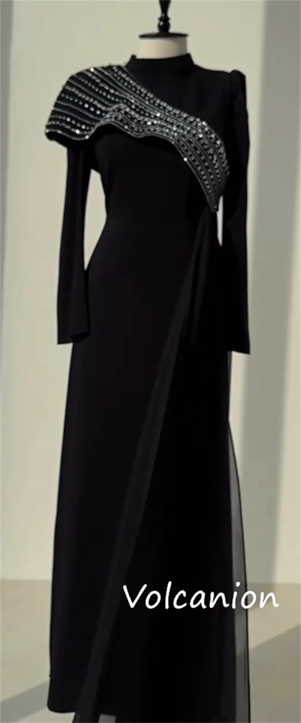 맞춤형 중국 스타일 저지 스팽글 A-라인높은 칼라 롱 드레스 맞춤형 행사 복잡한 복고풍