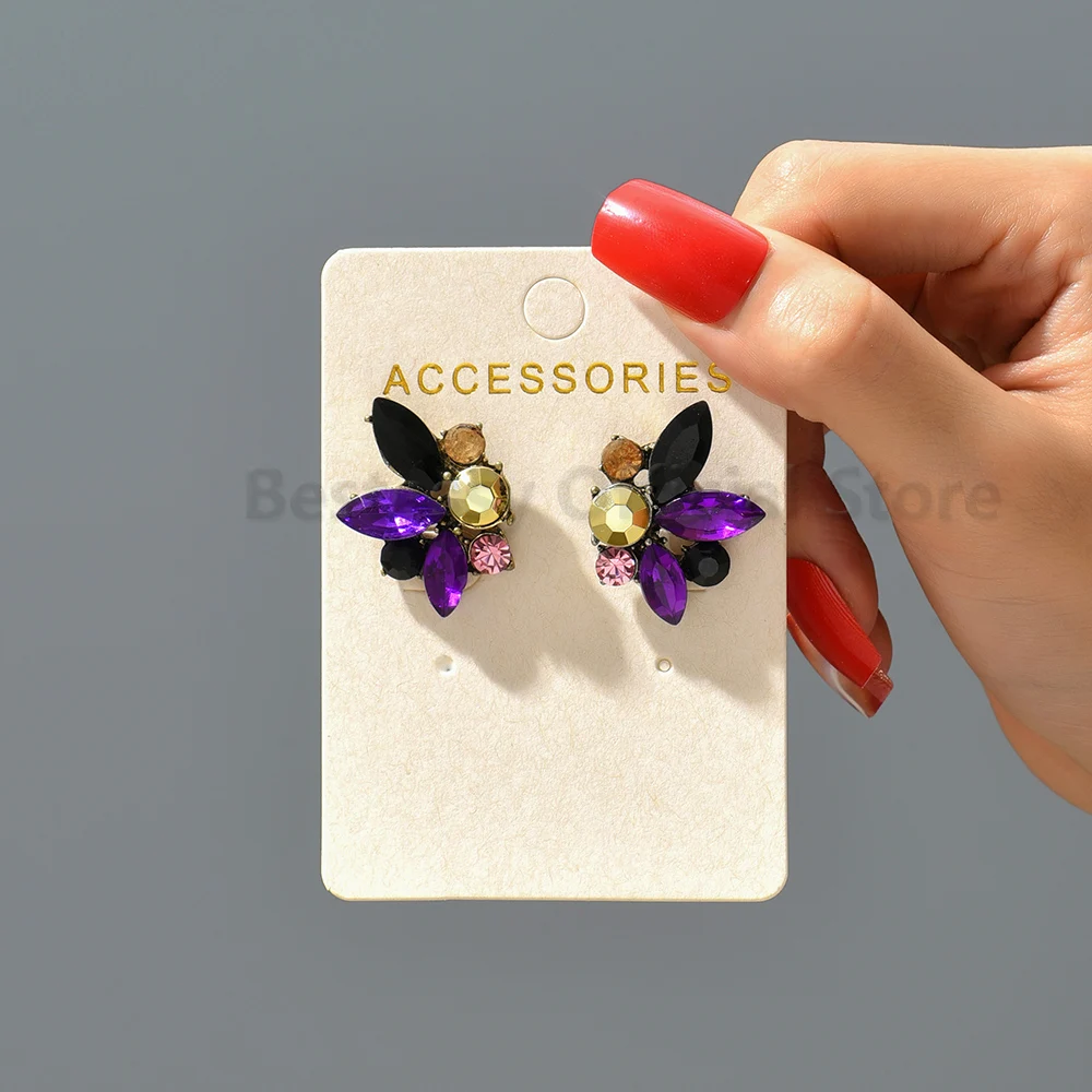 Korean Style Small Stud Earrings For Women Luxury Vintage Piercing Earing Ladies Fashion Statement Jewelry Aesthetic Accessories