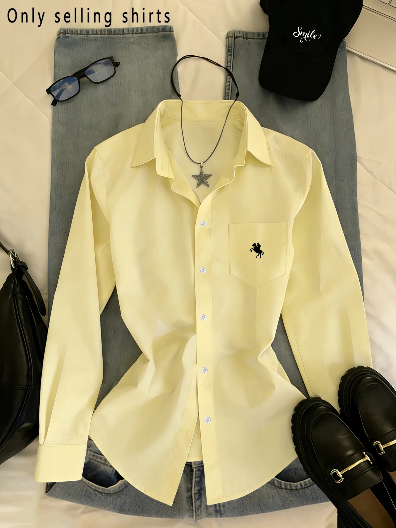 

Casual style, loose-fitting long-sleeved design, button collar, simple pockets, suitable for all seasons and everyday wear.