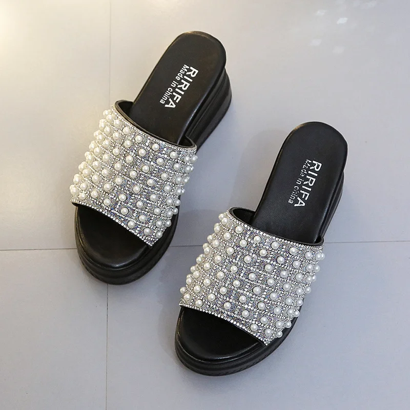 2024 New Summer Style Fashionable Comfortable and Versatile Casual Sandals Enhanced Pearl Wear-resistant Thick-soled Slippers