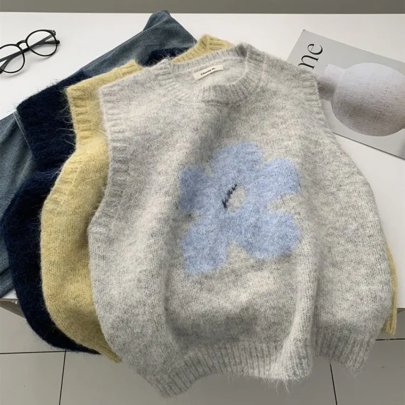 سترة محبوكة من الصوف لتقليل العمر للنساء مع ملمس ناعم وصديق للبشرة من القطيفة لخريف وشتاء 2025 #3