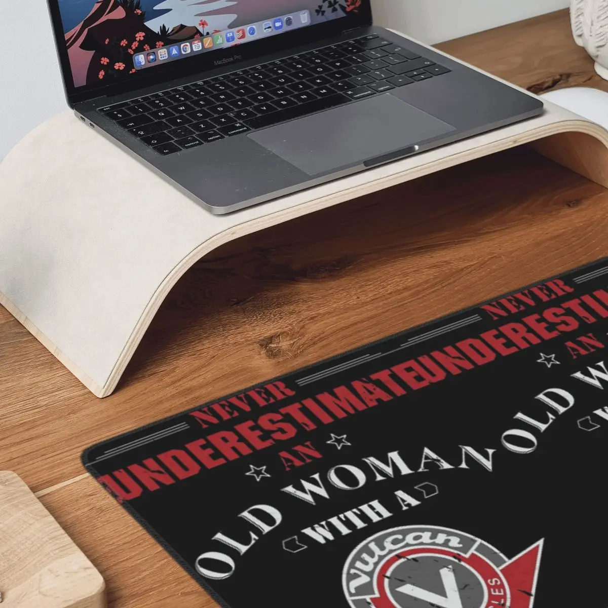 Underestimate Woman 1 Vulcan VN 800 Motorcycle Worn Large Mouse Pad Computer Keyboard Mouse Mat Gamer PC Desk Mat Table Mats