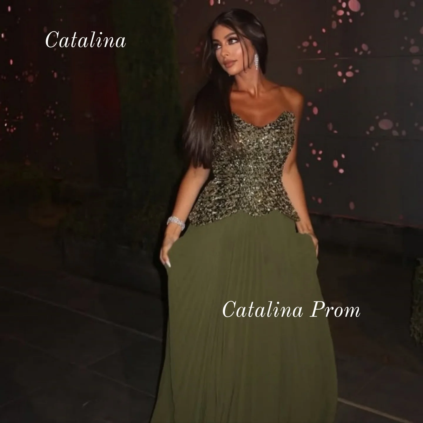 Green Sequins Prom Dresses Beadings Pleated Evening Dresses Floor Length Wedding Party Dresses Celebrity Saudi Arabia Customized