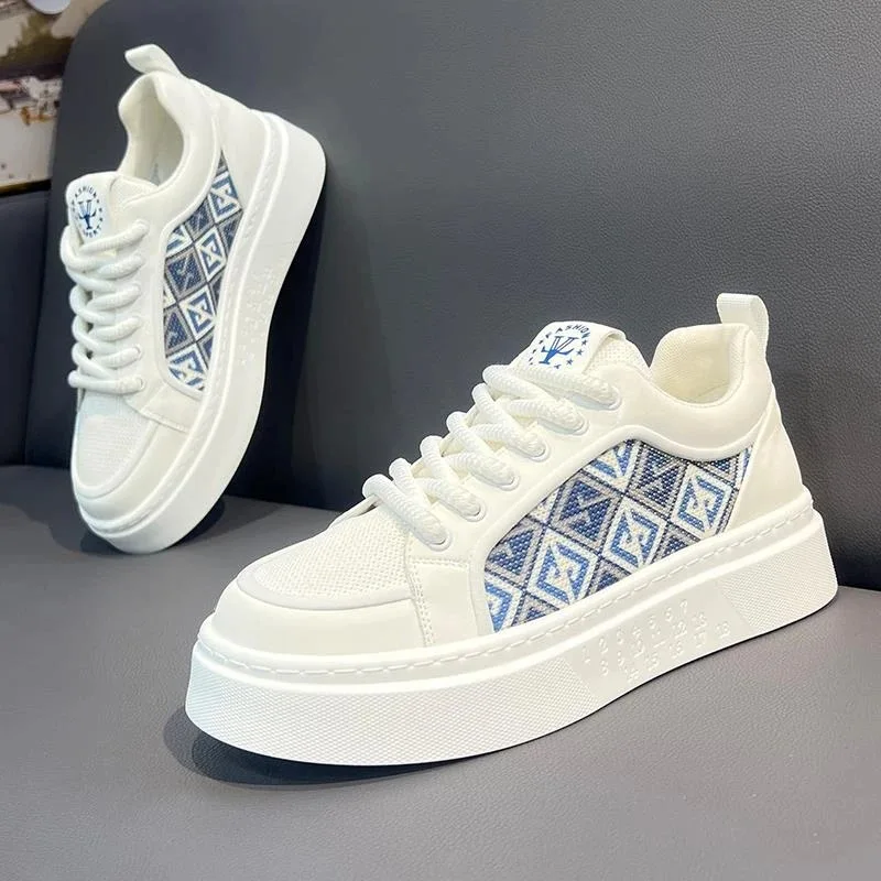 Trend Low-Top Embroidered Board Shoes Mens 2025 Summer New Breathable Cloth Surface Soft Sole Fashion Casual Shoes Mens Sneakers