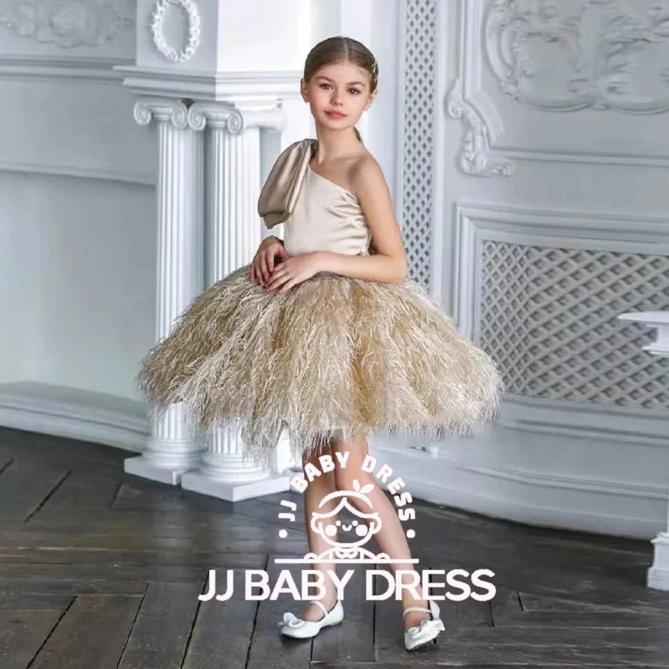 

2025 New Fluffy Feather Lush Girl Party Dresses