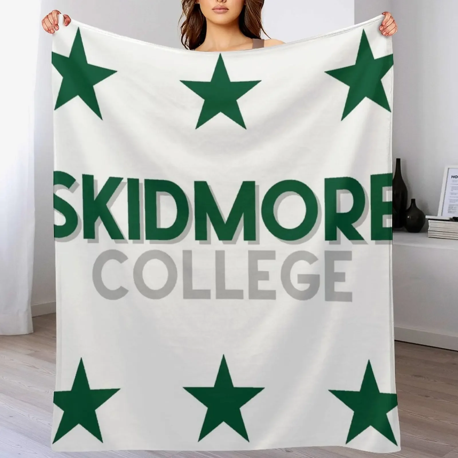 

Skidmore College Throw Blanket Plush Fuzzy Cozy Blanket for Couch Sofa