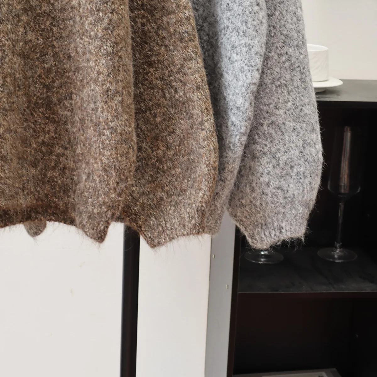 Sweater Rajut Wanita, Jumper Kerah Bulat Lengan Panjang Tebal Sedikit Elastis Longgar Kasual untuk Wanita Kantoran Musim Gugur Musim Dingin 2025