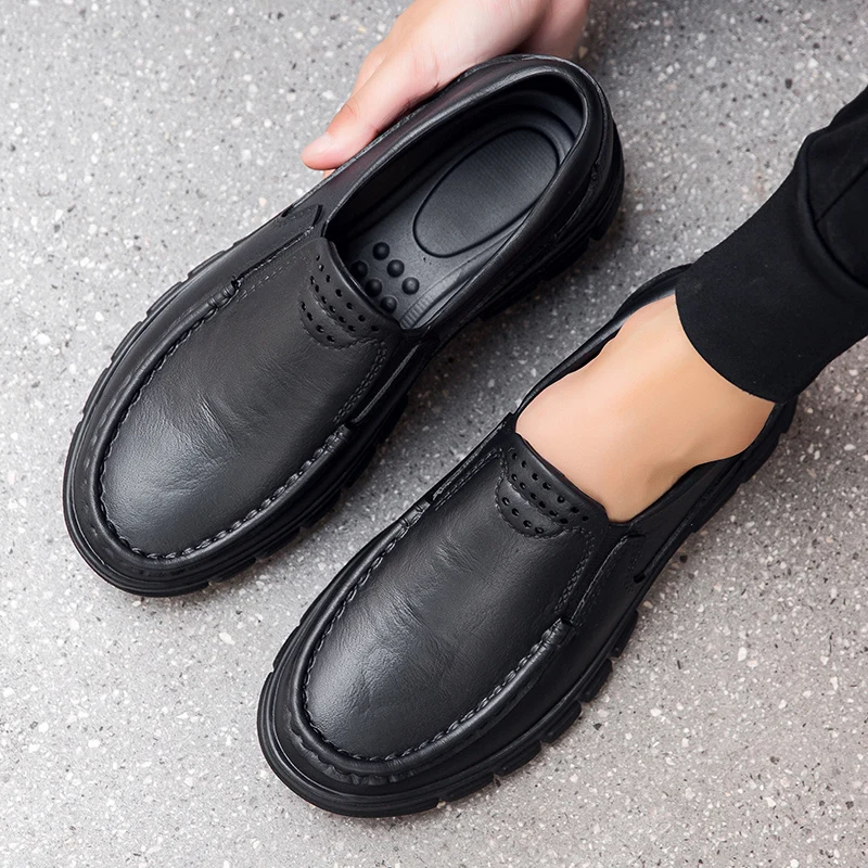 Men's Chef Shoes Waterproof and Oil-Proof Kitchen Chef Shoes Light and Non-Slip Hotel Restaurant Shoes Garden Shoes Plus Size 48