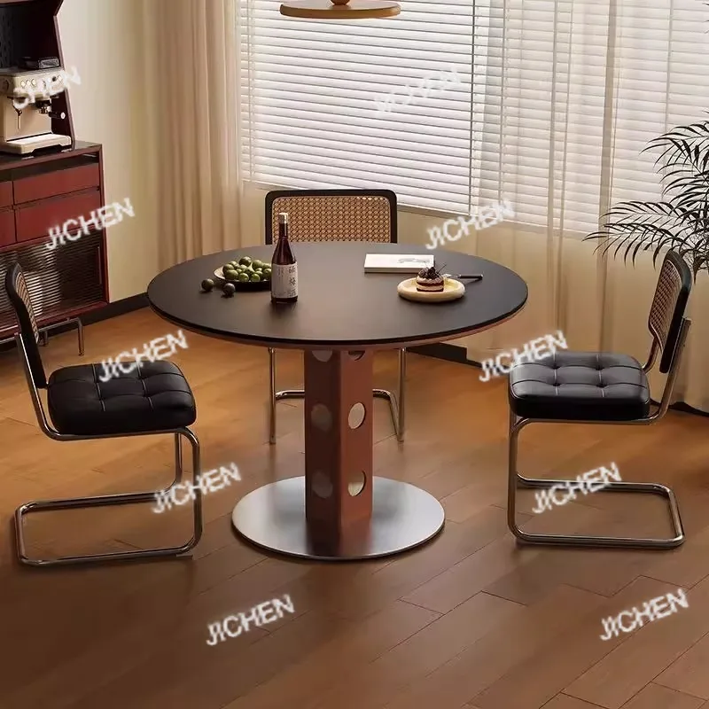 中世風の丸テーブル、レトロな丸ダイニングテーブル、シンプルな北欧風無垢材の小さなアパート、モダンな岩板の交渉用ダイニングテーブル