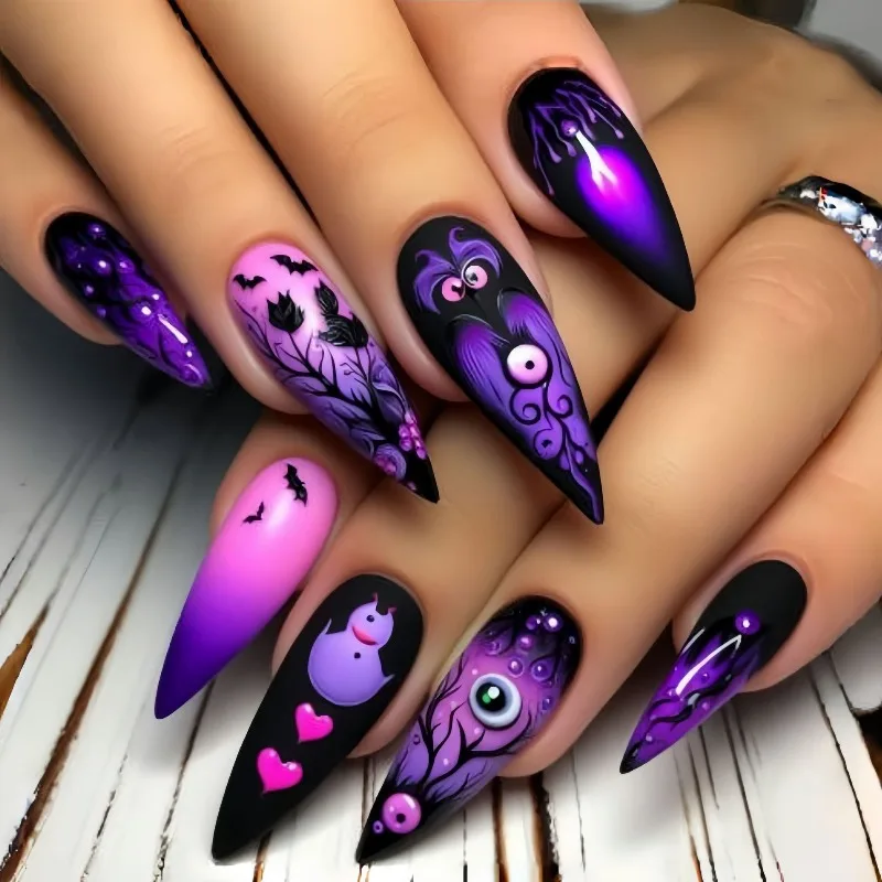 

24PCS Halloween Fashion European and American Nail Round Head Almond Armor Purple Ghost Eyeball Pattern Manicure Patch Removable