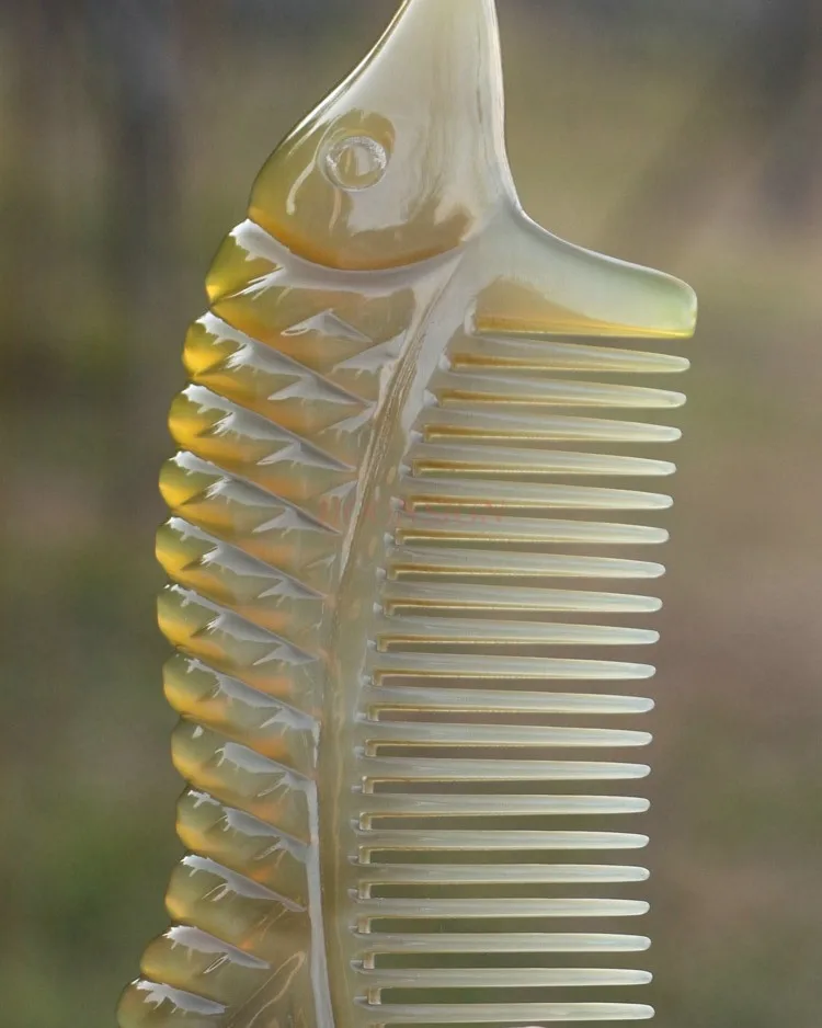 

Натуральная роговая расческа ручной работы, плотная расческа для ухода за зубами, чистка мытья головы, массажная расческа для макияжа волос, длина 17 см