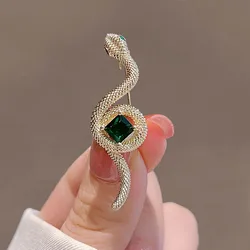 Luxury 2 Colors Green Purple Crystal Snake Brooch Alloy Metal Animals Lapel Pins For Women Men Party Casual Badge Jewelry