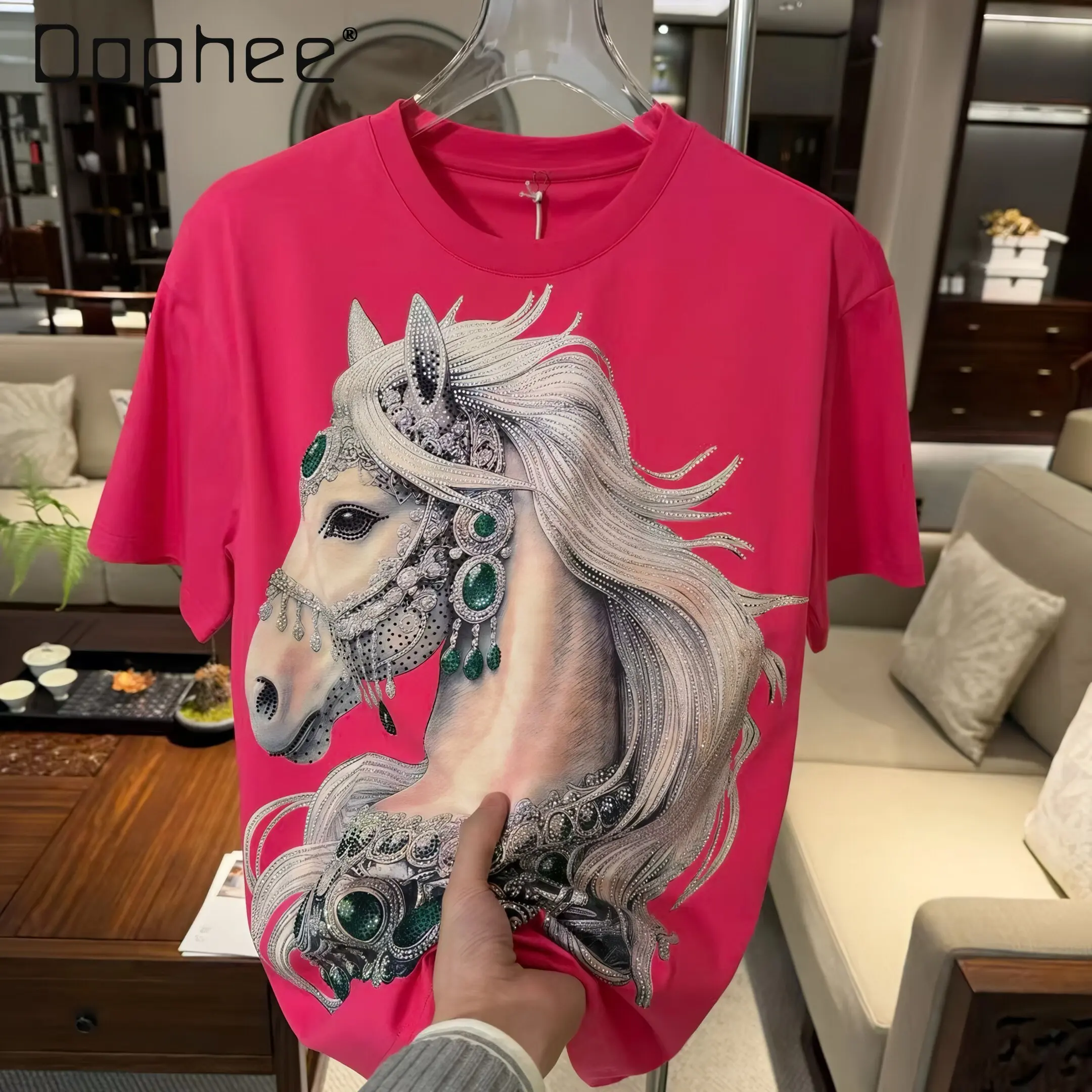 

2026 Summer New Fashion Versatile White Horse Rhinestone Loose Casual Red White Black Pink Men's Round Neck Short Sleeve T-Shirt
