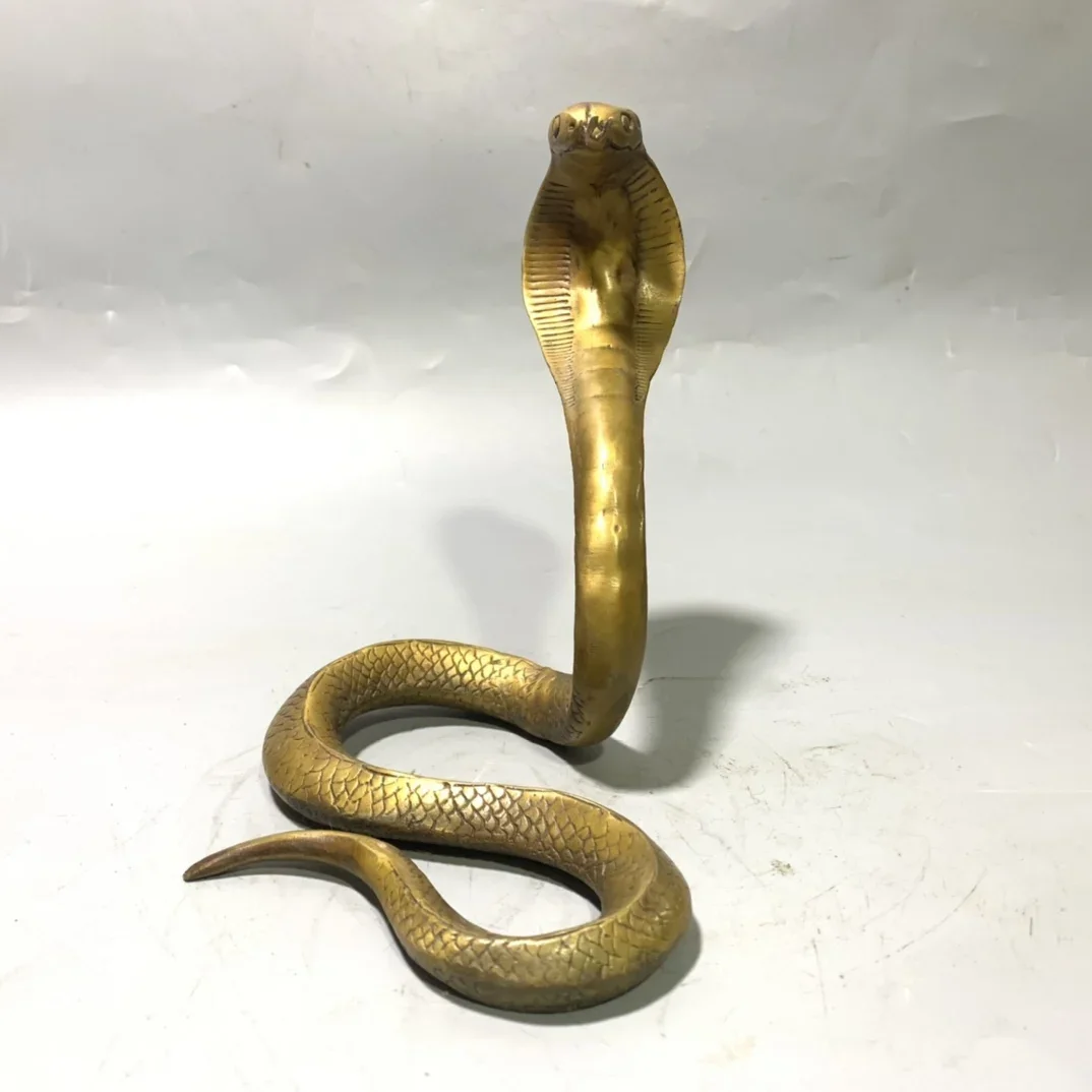 Chinese Old Brass Carving Cobra Statue Sculpture Statue