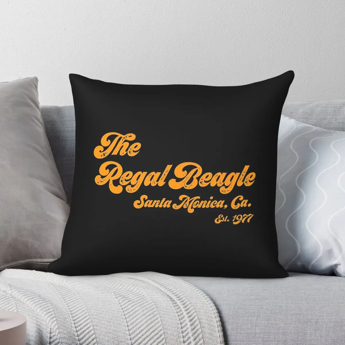 Regal Beagle Santa Monica CA Pub Pillowcase Polyester Linen Velvet Printed Zip Decor Throw Pillow Case Sofa 45x45
