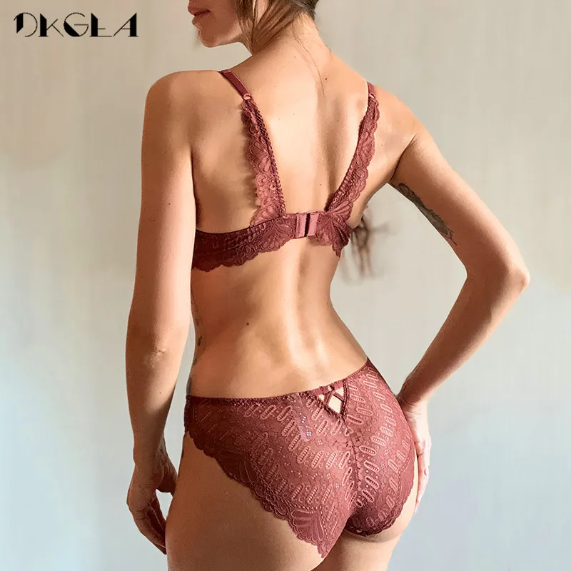 Top Sexy Bra Panties Set Embroidery Lingerie Thick Gray Lace Underwear Sets Cotton Bras Push Up Black Women Brassiere Deep V