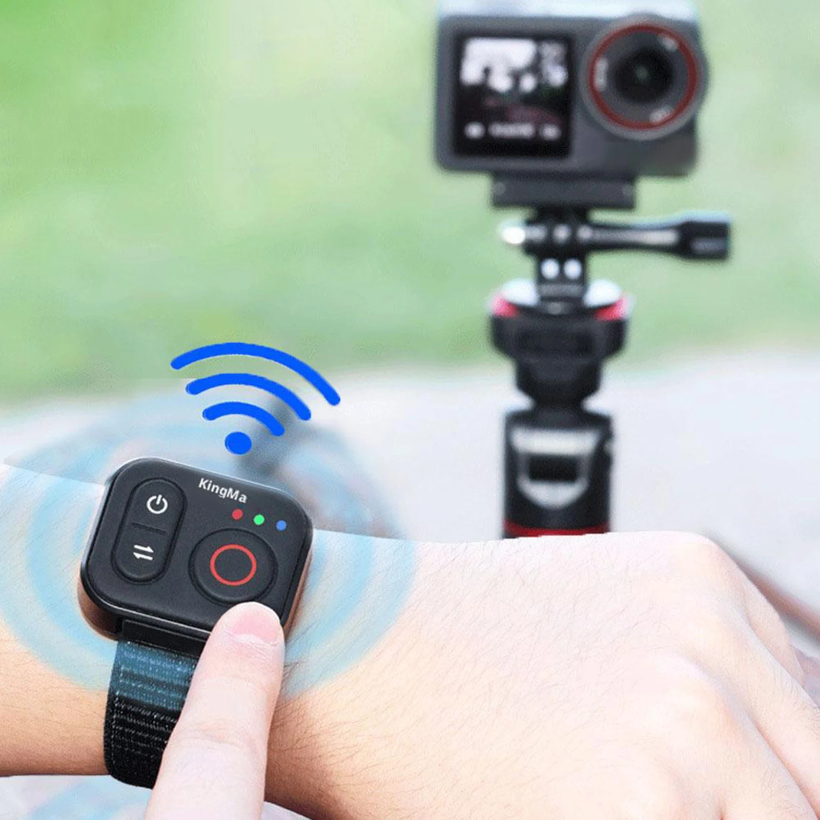 BT Camera Controller Waterproof BT Selfie Remote Controller with Wrist Strap Action Camera Accessories for Insta360 X5/X4/X3