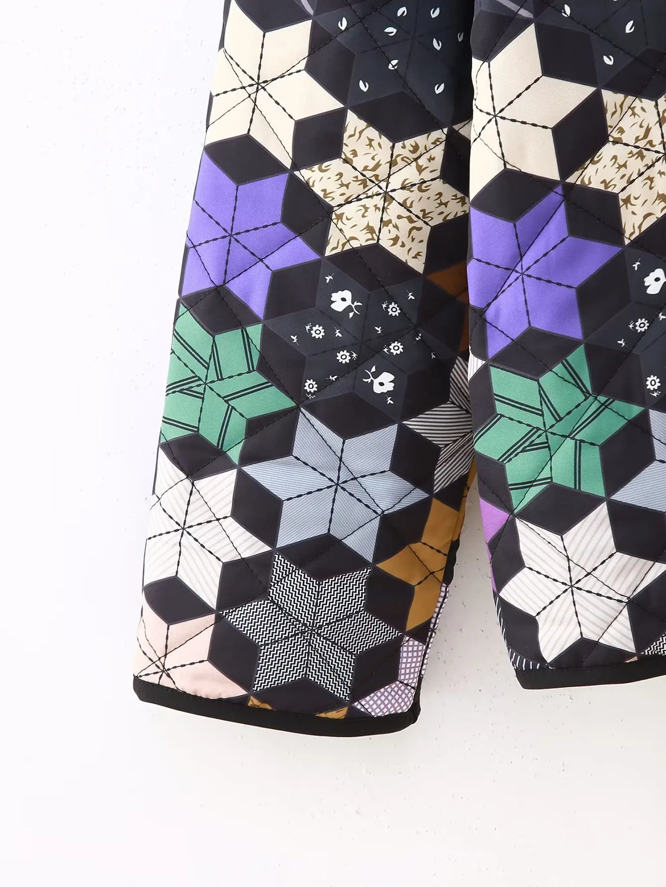 خريف شتاء جديد سترة مبطنة بالقطن للنساء موضة س الرقبة سستة كم طويل جيب التباين اللون هندسية طباعة معطف #4