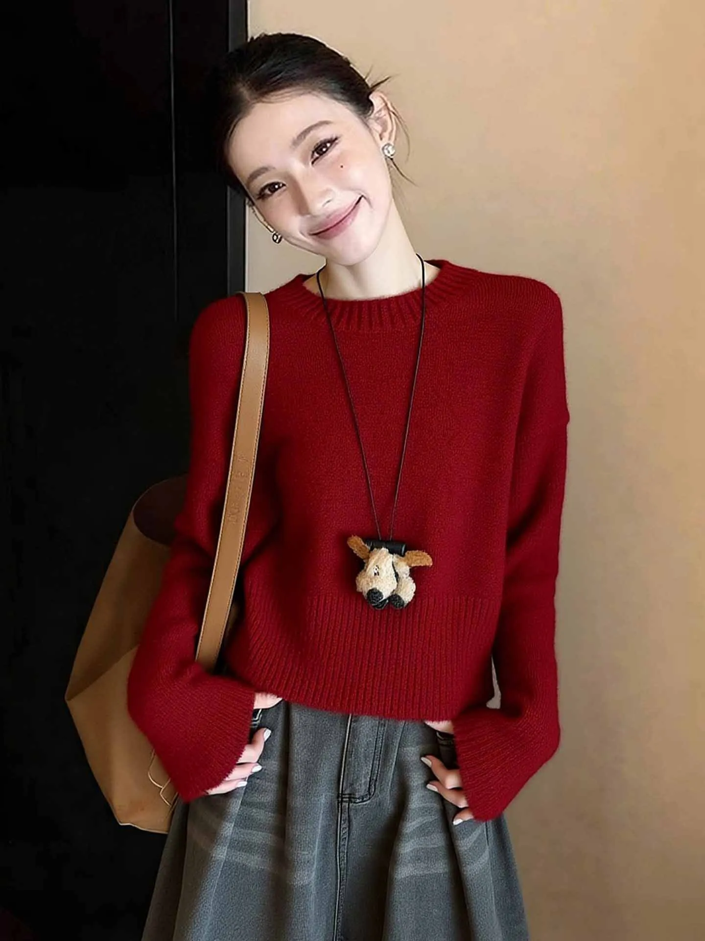 

Французский свободный вязаный свитер с длинным рукавом и круглым вырезом для женщин, весенний повседневный топ, белый, улучшающий силуэт