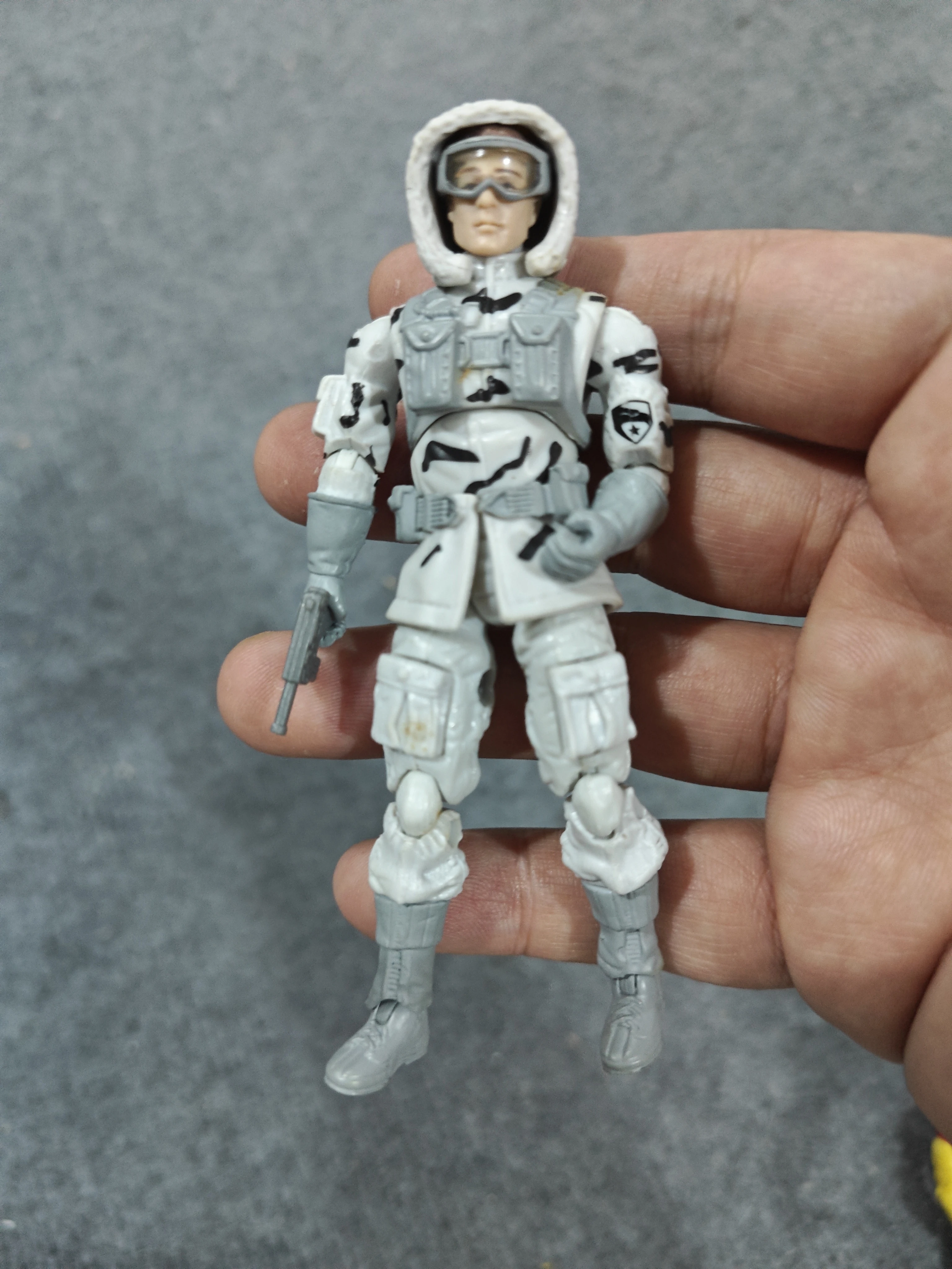 حقيقي السائبة البضائع لا صندوق 1/18 3.75 بوصة القوات الخاصة بيثون الزي الأحمر ثلج الثلوج القط الجندي دمية في الأوراق المالية #3