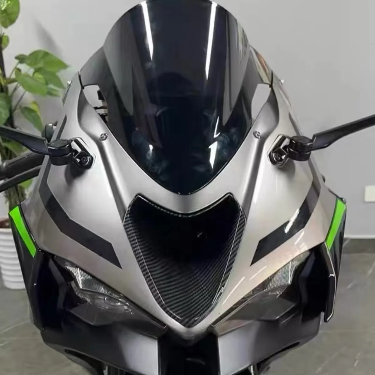 Motorcycle Carbon Fiber Front Fairing Air Inlet Cover, Compatible withFOR Kawasa Ninja ZX-6R ZX-6RR (2024-2025), Mod Accessories