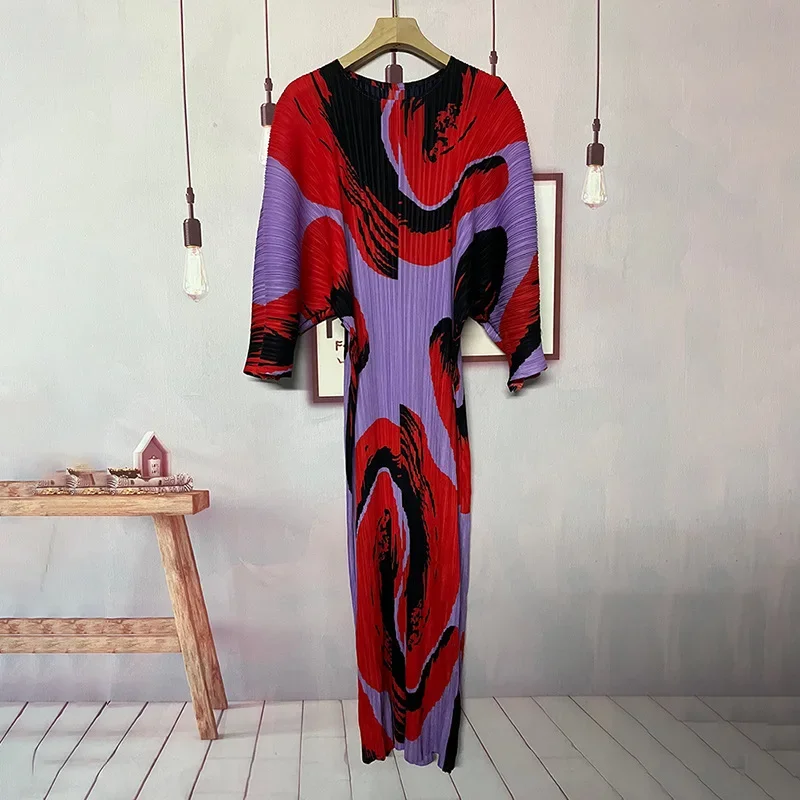 Miyake-핸드 페인팅 플리티드 롱 드레스, 봄/여름 여성 루즈한 긴 소매 디자이너 우아한 패션 의류, 재고 있음, 2022 년 신제품