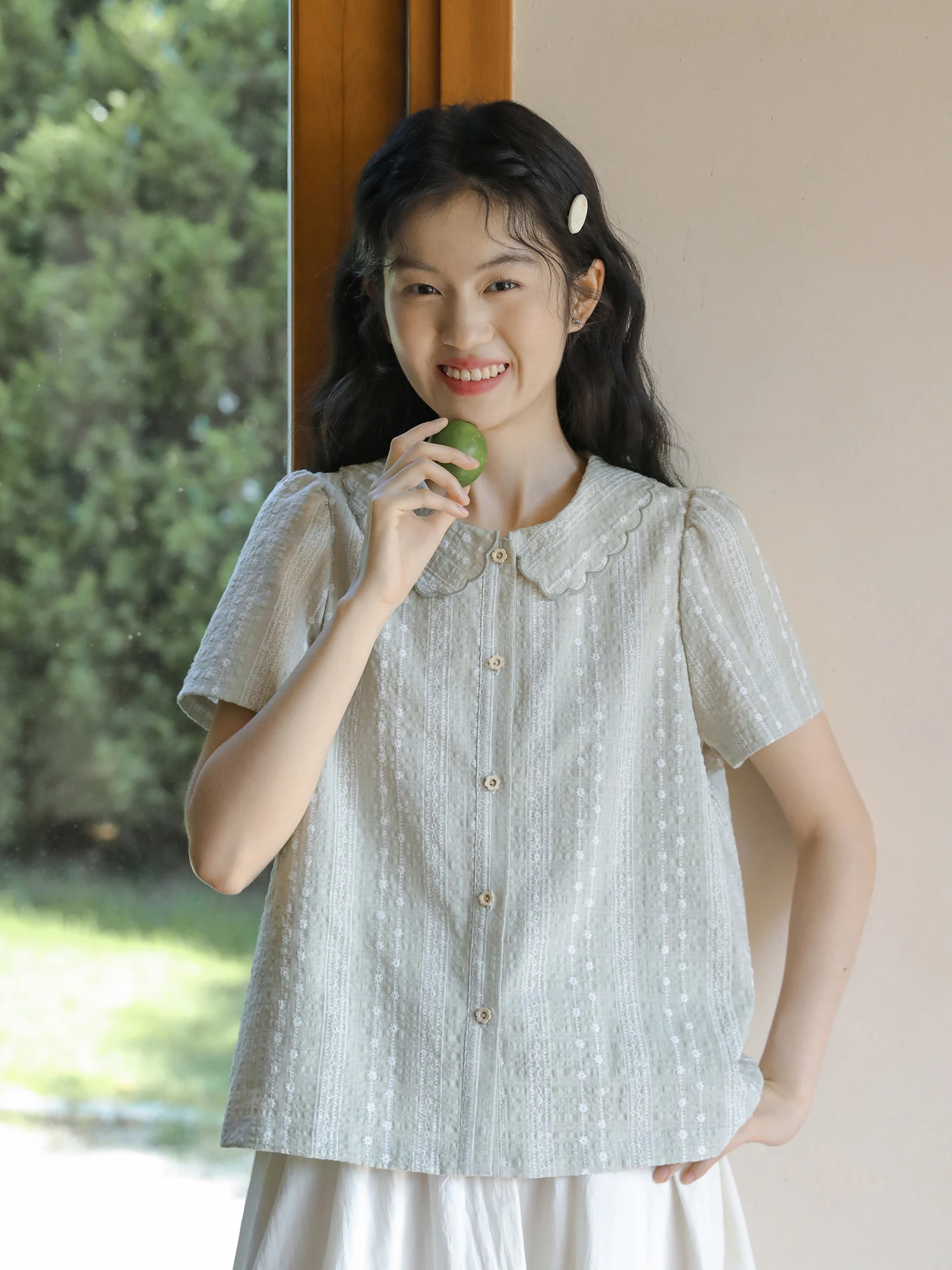 

Nesoulum Loose ort Sve Embroidered Doll Collar irt Women's Summer Artistic Retro Top Light een Tead Pattern