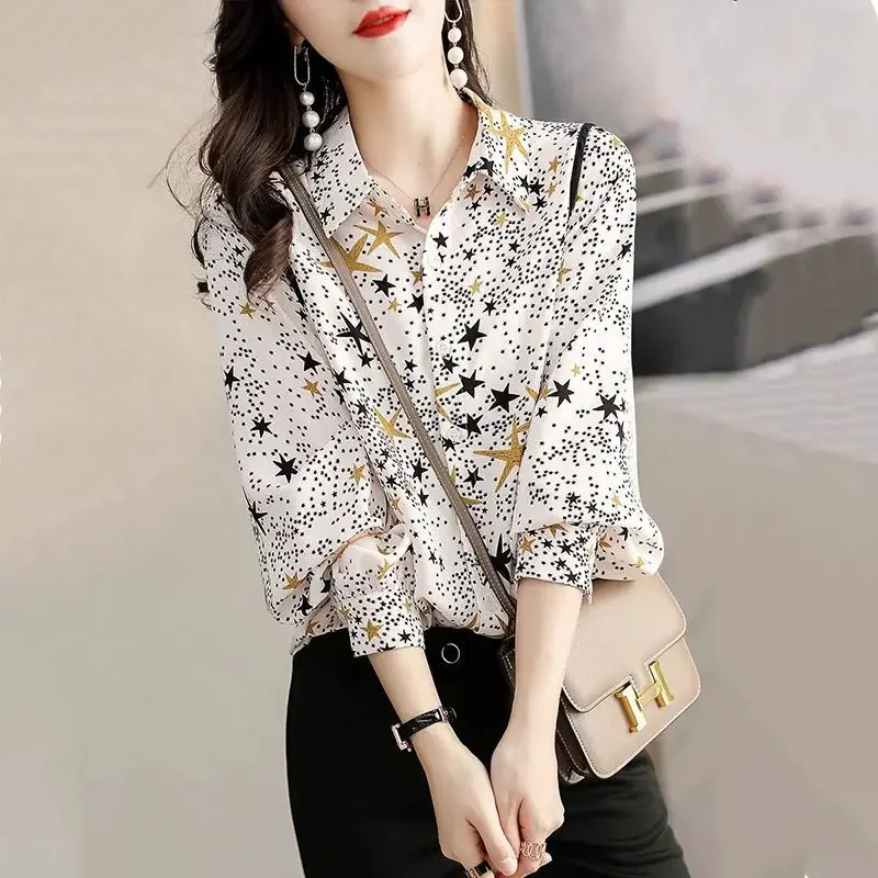 Stylish Loose Star Printed Shirt Female Clothing Commute Polo-Neck Casual Spliced Spring Autumn 2024 Single-breasted Blouse B779