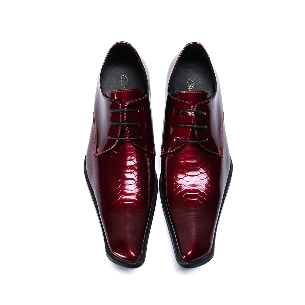 Luxury Red Lacquer Leather Pointed Toe Men Lace Up Shoes Wedding Party Banquet Shoes Elegant Business Big Size Male Formal Shoes