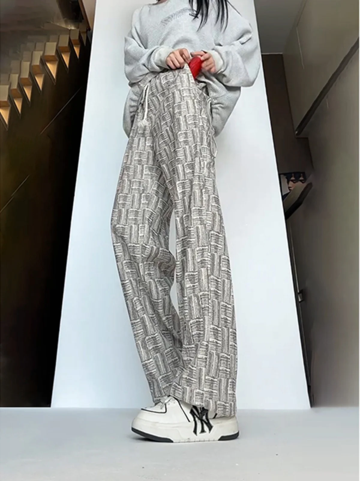 

Vintage Corduroy Thiened Fce Casual Pants Men's Spring Autumn Straight Leg Drapey Leisure Trousers with Embroidery