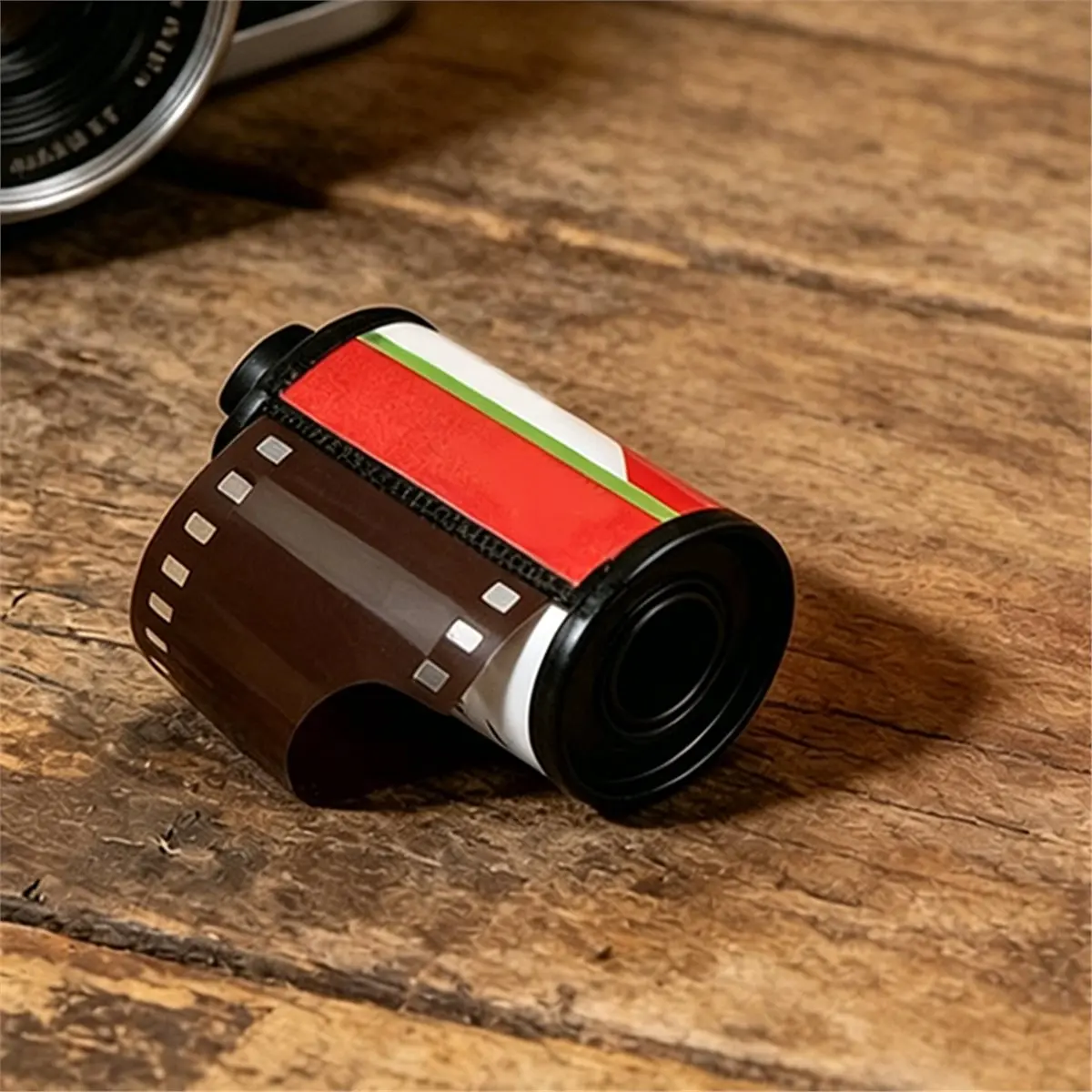C200 35mm Color Film ISO200/24° 36 Exp Per Roll,Fine Grain,Natural Colors,for Everyday Photography and Travel Cameras