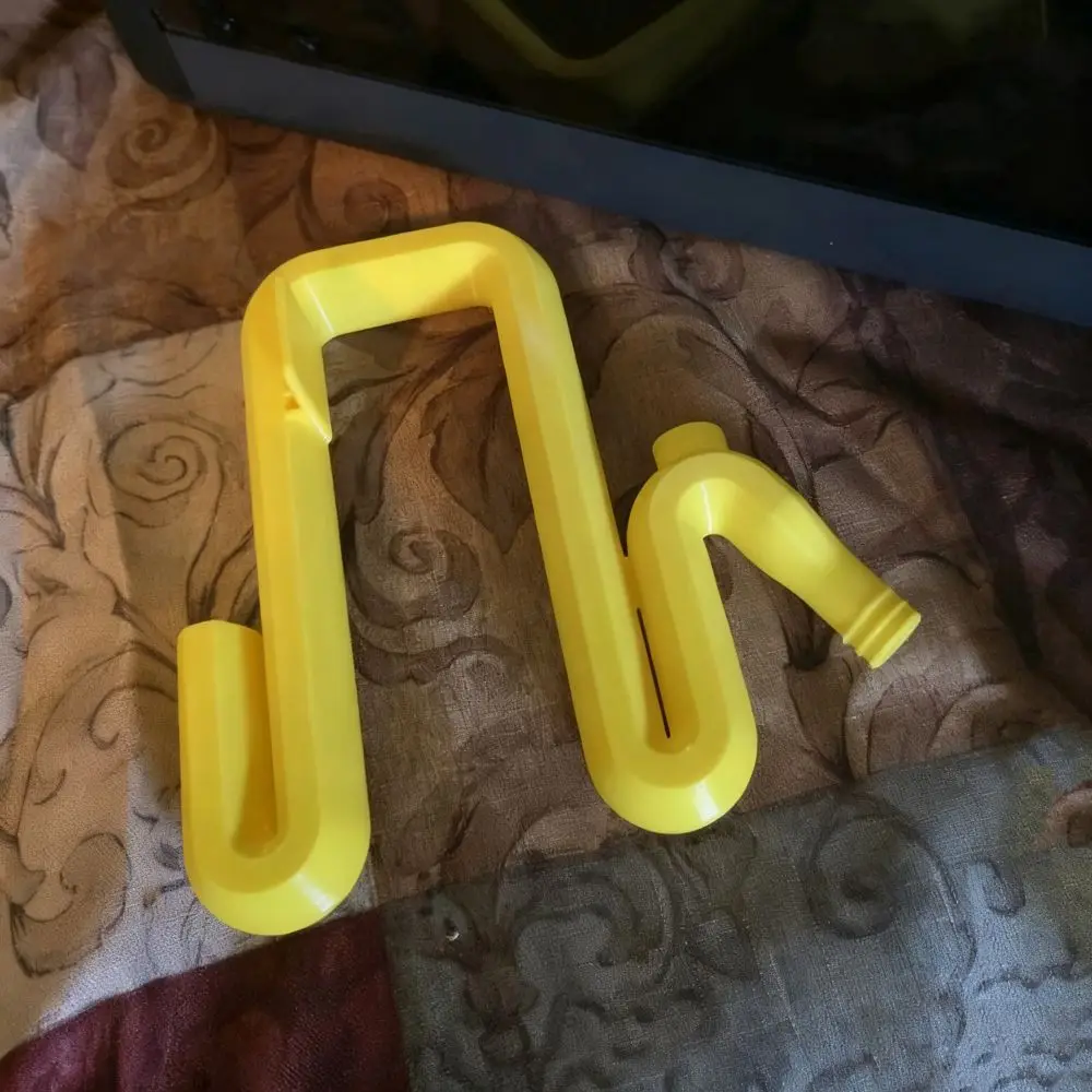 Zelfaanzuigend ontwerp Zelfaanzuigende sifonslang PP-materiaal Eenvoudige installatie Regenwateroverdrachtpijp Overloopfunctie