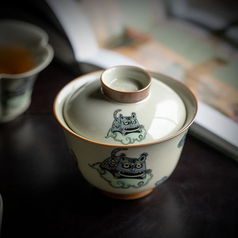 140ml Tradition Ceramic Gaiwan Handmade Chinese Zodiac Tiger Tea Tureen Portable Porcelain Tea Bowl Master Teacup Tea Set