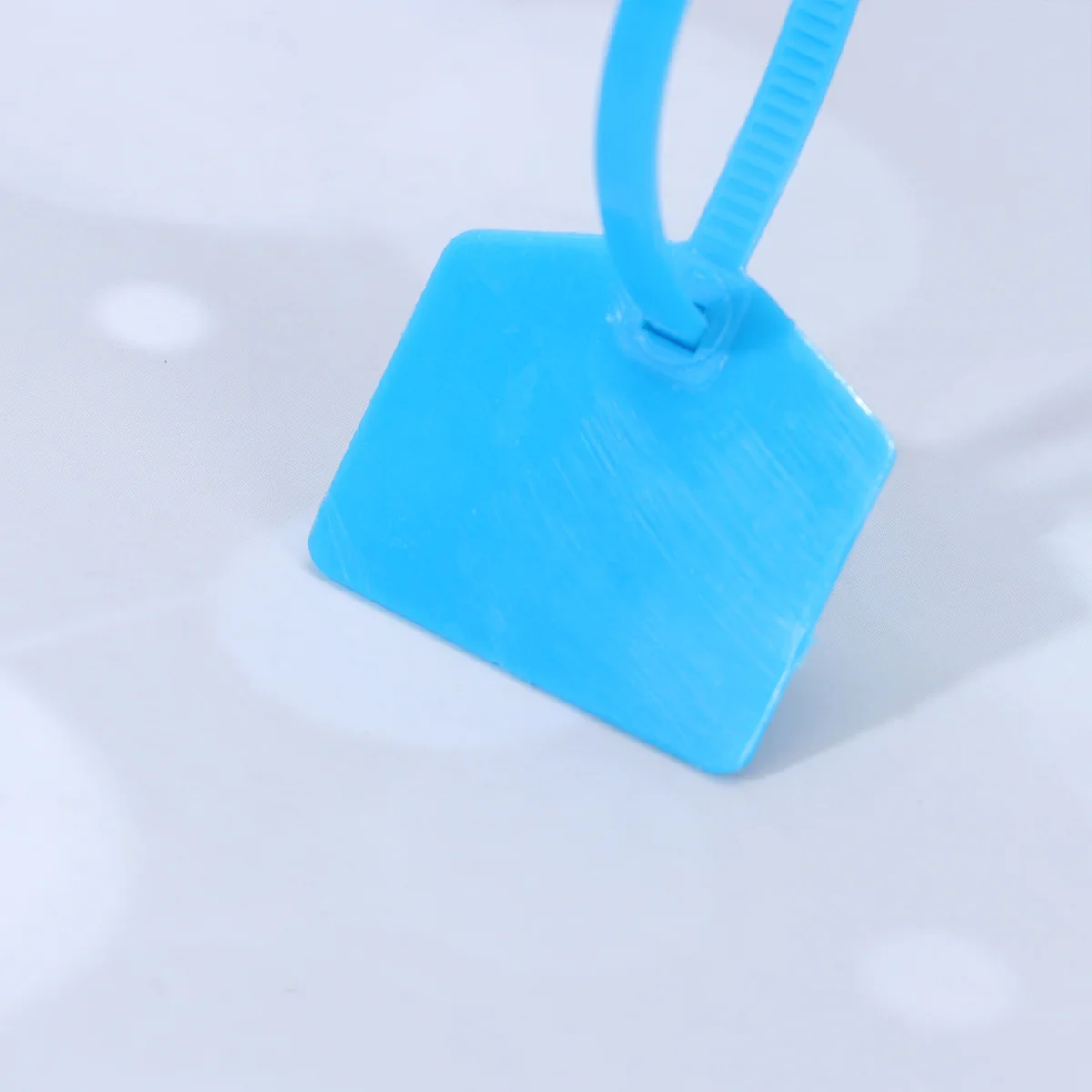 

100Pcs Nylon Cable Ties with Writing Tags Industrial Strength Self-Locking Zip Ties for Cable Management Wiring