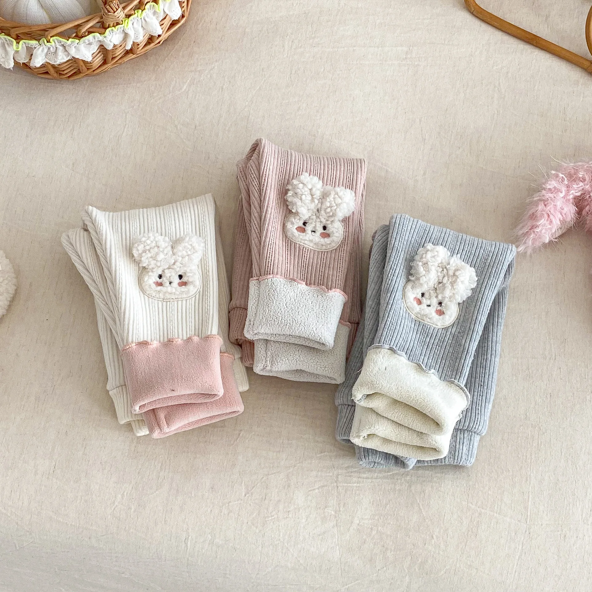 0–5 Jahre Kinder-Mädchen-Leggings, Kleidung, 2026, Frühling, mit Fleece gefüttert, niedliches Kaninchen, bestickt, warme lange Hose, weiche, dehnbare Hose – Detail 18