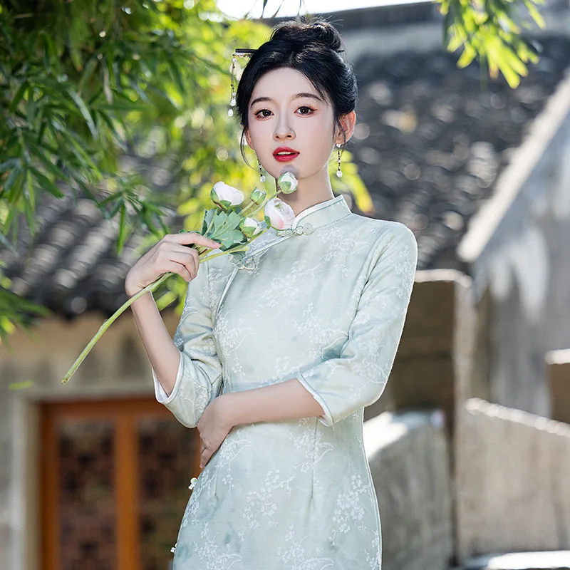 Chinese Style Retro Green Cheongsam Autumn 2024 New Young Style Girl Temperament Middle Sleeve Print Cheongsam Qipao Dress