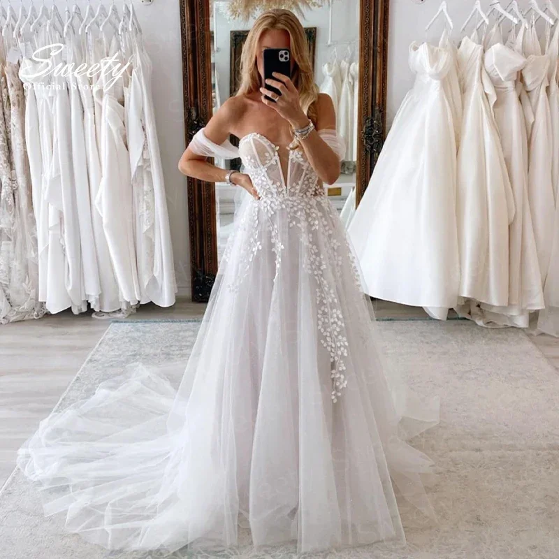 A-Line Floor Length Wedding Dress Organza With Embroidery Lace Ball Gown Beach Strapless Sleeveless Bride Button Robe De Mariee