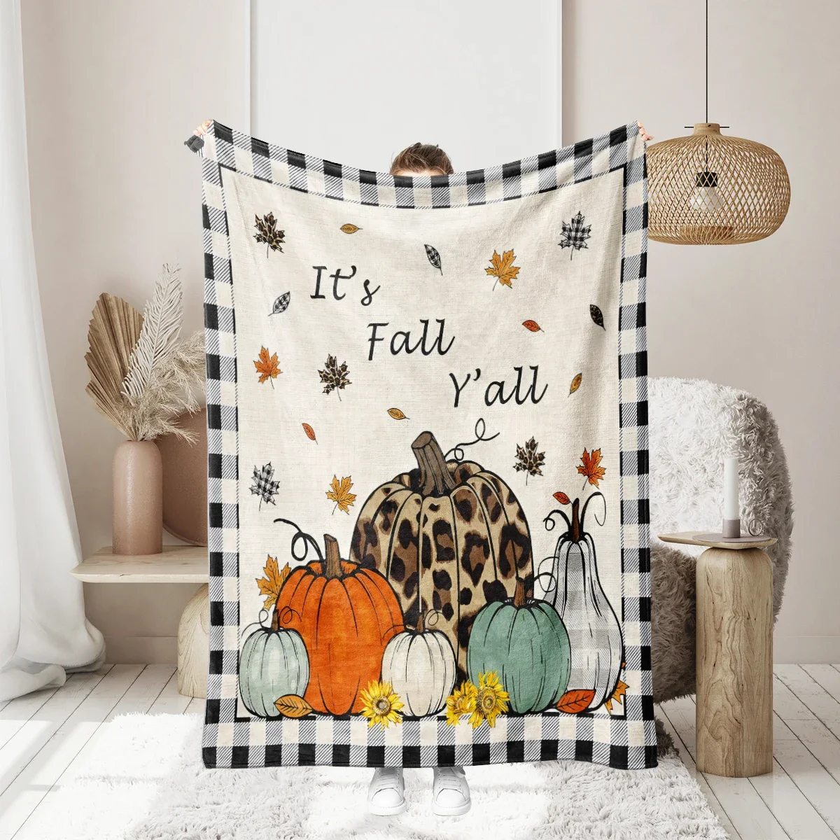 Red Pumpkin Printed Blanket. Autumn Has Arrived. Soft and Comfortable Sofa, Air-conditioned Room Cover Blanket