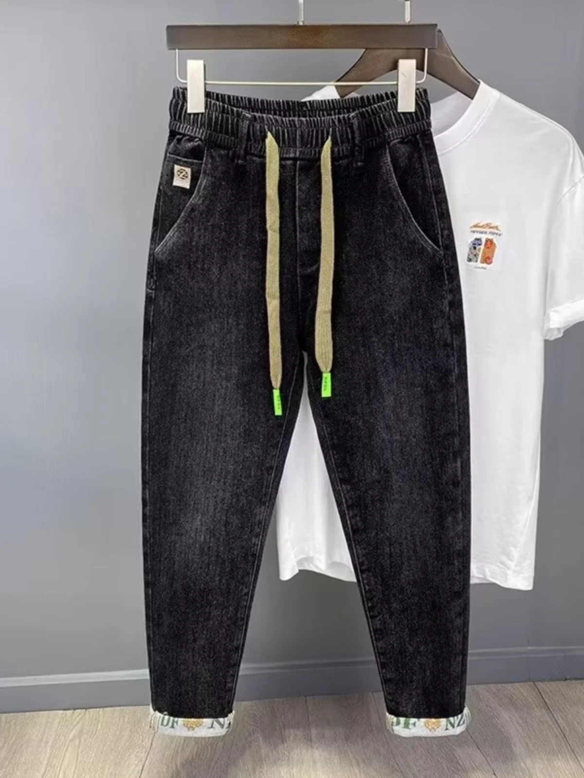 

Мужские джинсы с эластичной резинкой на талии, модные брендовые слегка свободные облегающие повседневные шаровары с завязками, длинные брюки, весна-осень, новый Sle